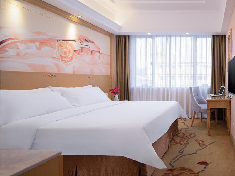 Vienna Hotel Guangzhou Panyu Huanan Country Garden Exterior photo